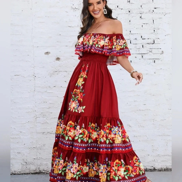 Off-Shoulder Floral Printed Dress - Picture 5 of 5